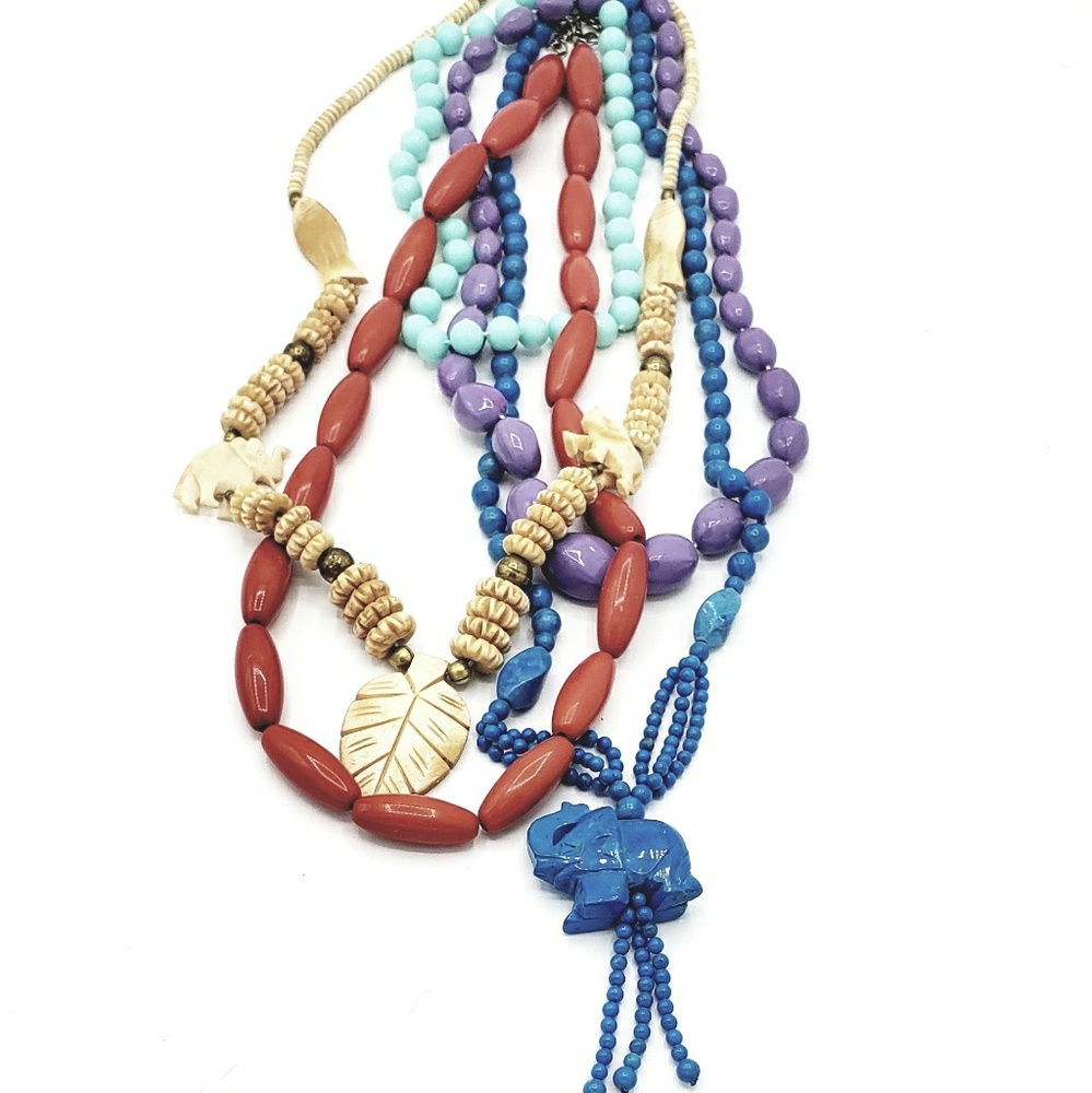 Beautiful group of necklaces stone elephant - Picture 2 of 5